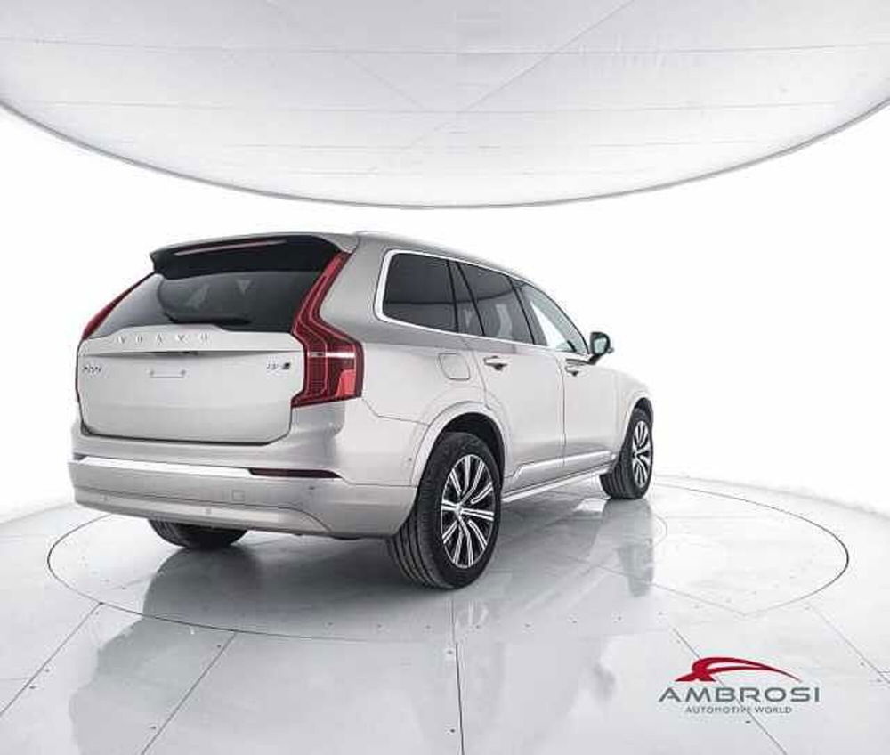 Volvo XC90 nuova a Viterbo (3)