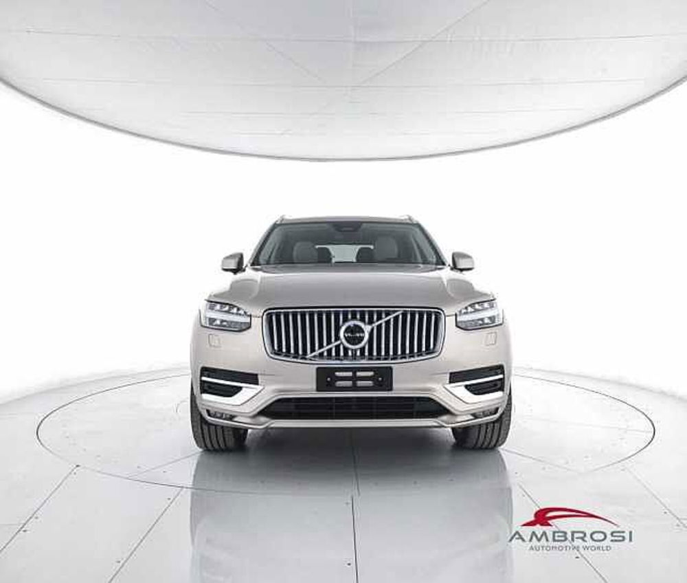 Volvo XC90 nuova a Viterbo (5)