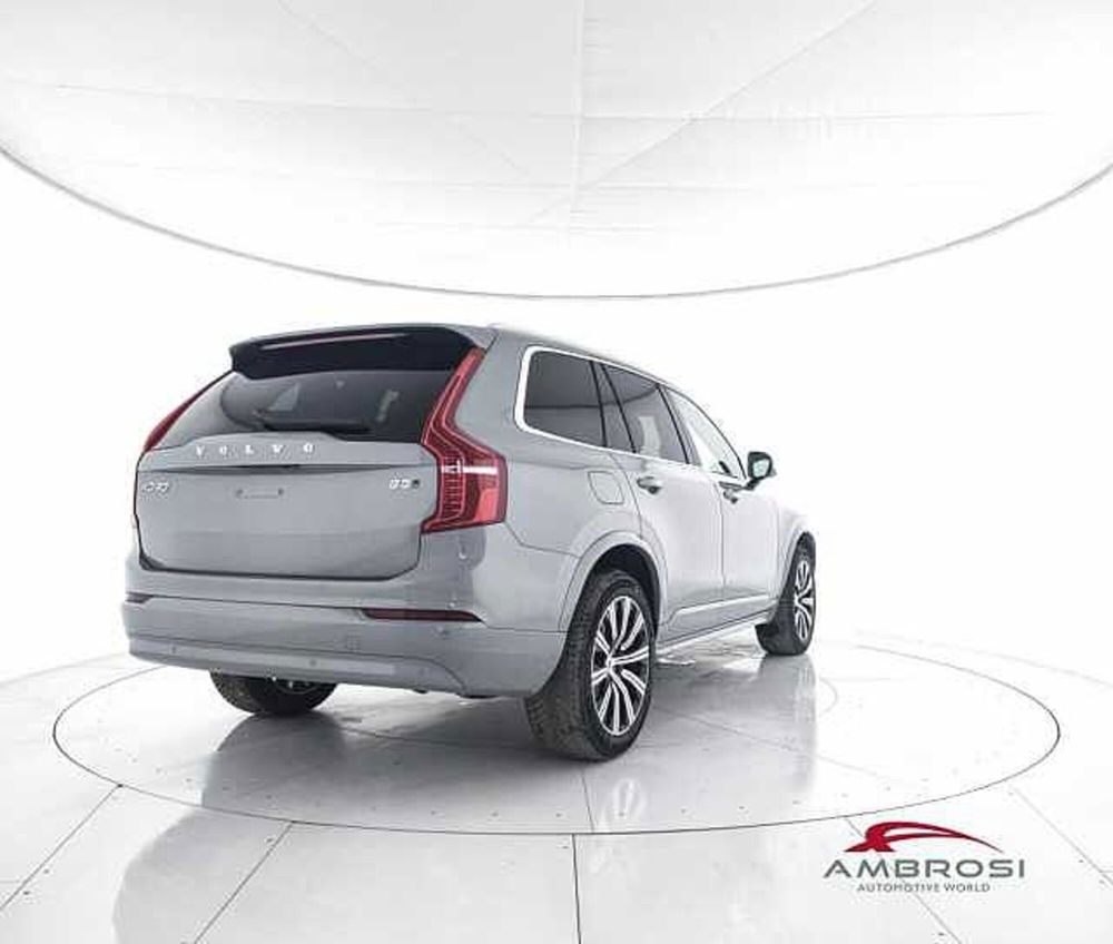 Volvo XC90 nuova a Viterbo (3)