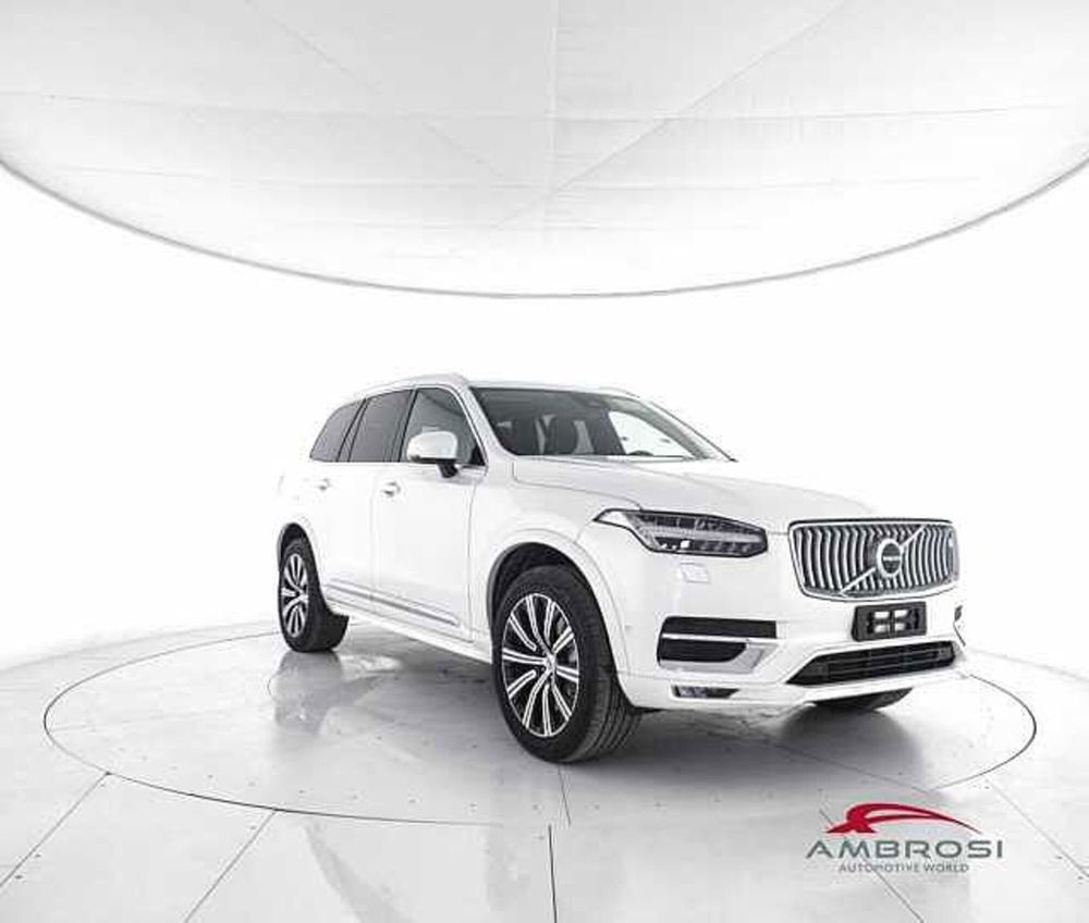 Volvo XC90 nuova a Viterbo (2)