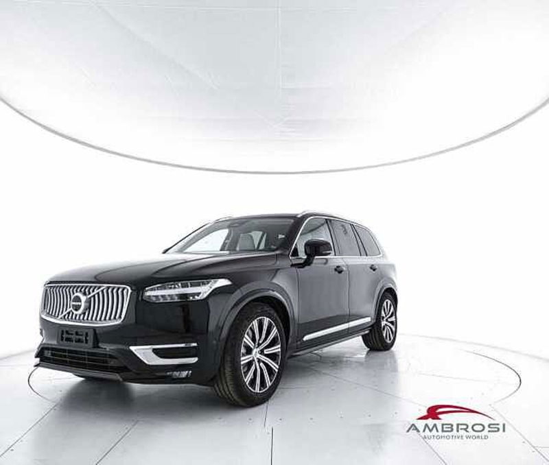 Volvo XC90 B5 AWD automatico 7 posti Ultimate Bright  nuova a Viterbo