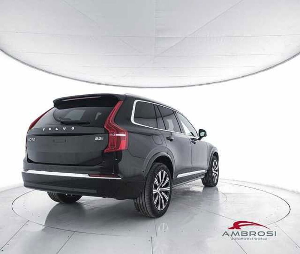 Volvo XC90 nuova a Viterbo (3)