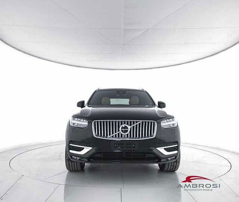 Volvo XC90 nuova a Viterbo (5)