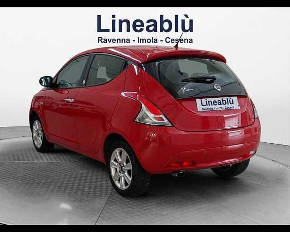 Lancia Ypsilon usata a Ravenna (3)