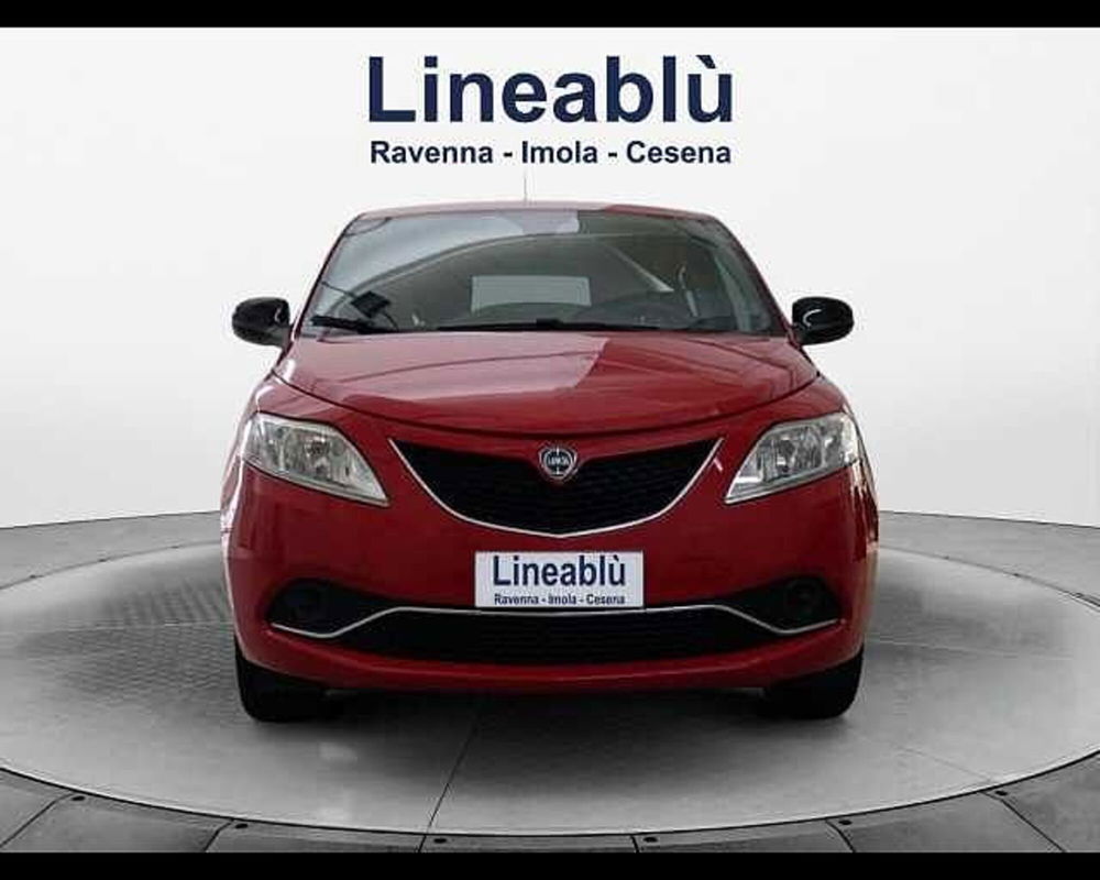 Lancia Ypsilon usata a Ravenna (8)