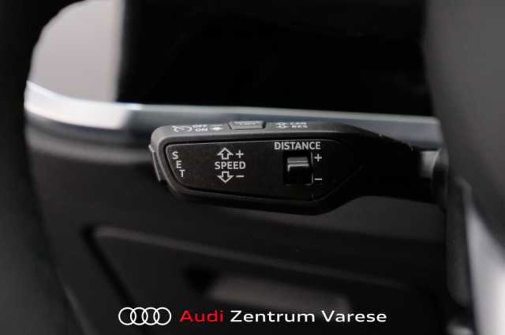 Audi Q3 Sportback nuova a Varese (13)