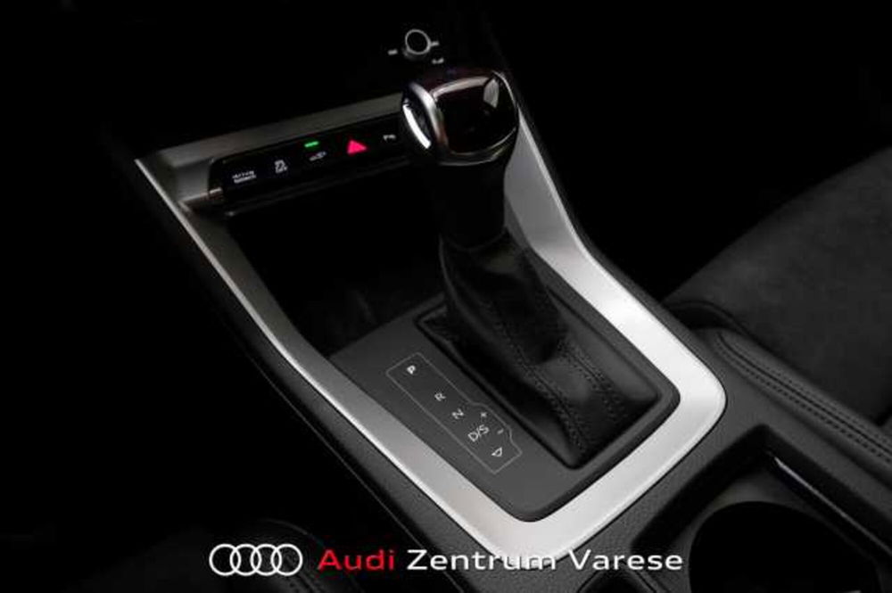 Audi Q3 Sportback nuova a Varese (16)