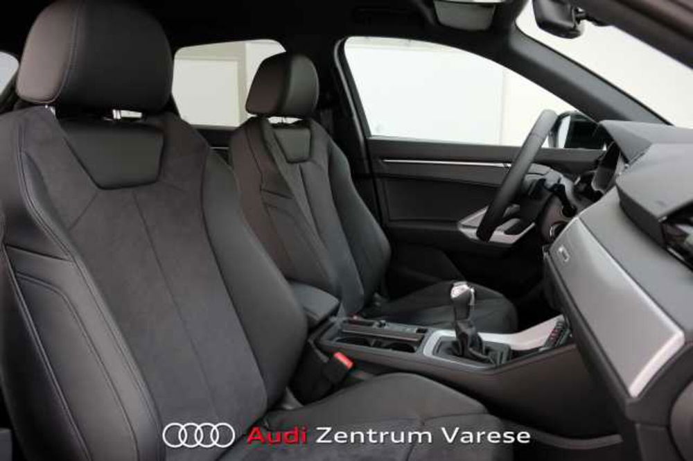 Audi Q3 Sportback nuova a Varese (8)