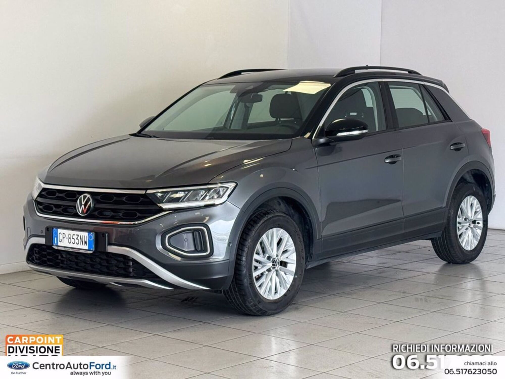 Volkswagen T-Roc 2.0 tdi Life 150cv dsg del 2023 usata a Albano Laziale