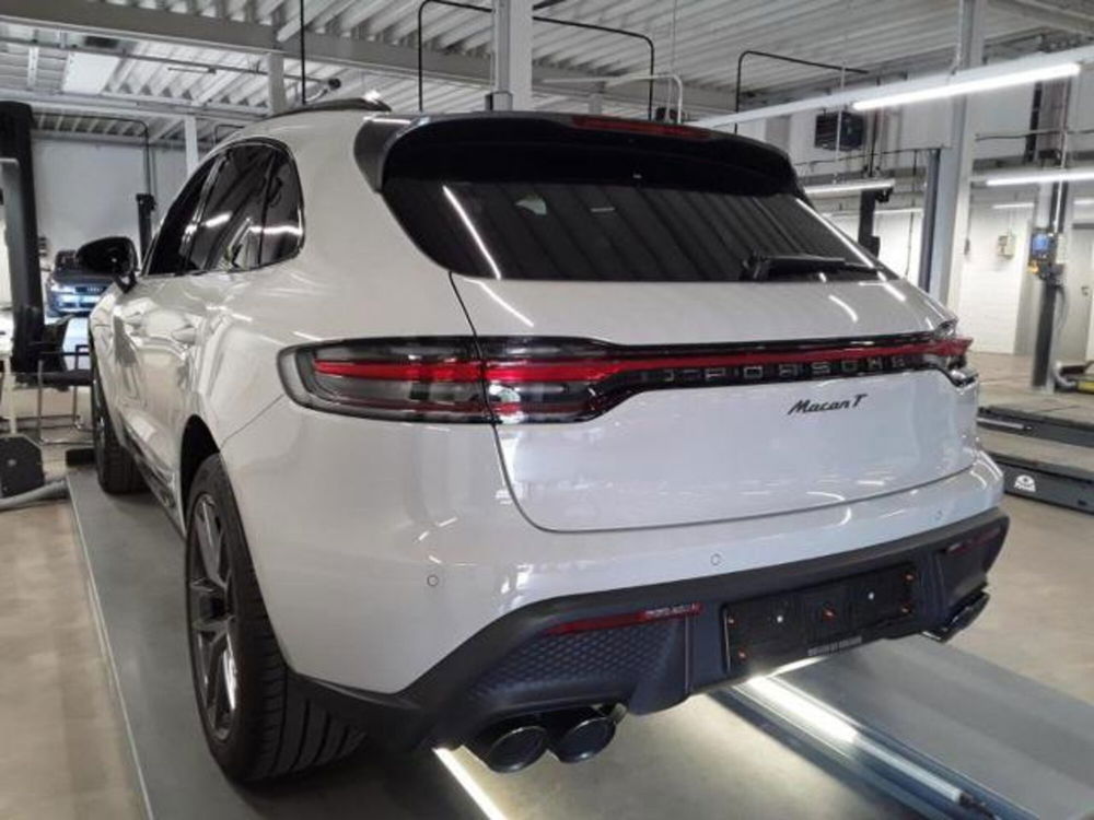 Porsche Macan usata a Milano (10)