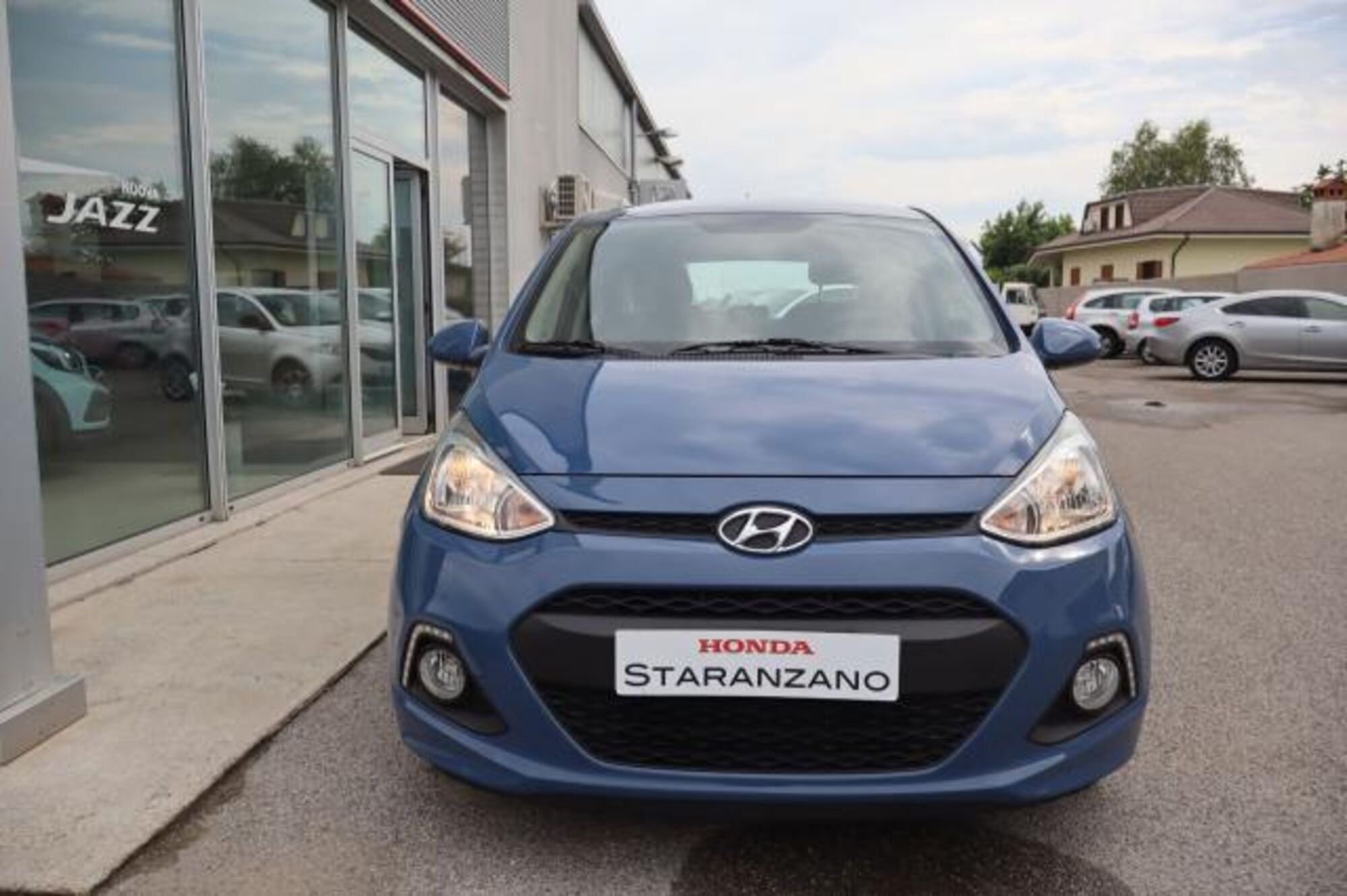 Hyundai i10 1.0 MPI Login  del 2013 usata a Staranzano