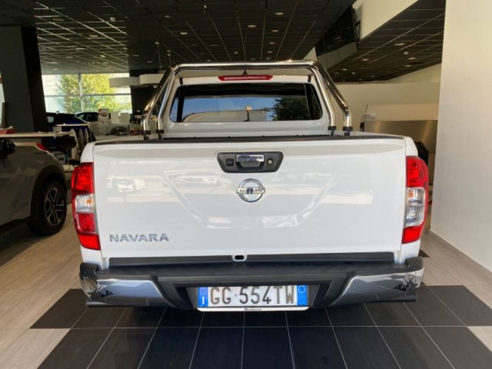 Nissan Navara usata a Como (15)