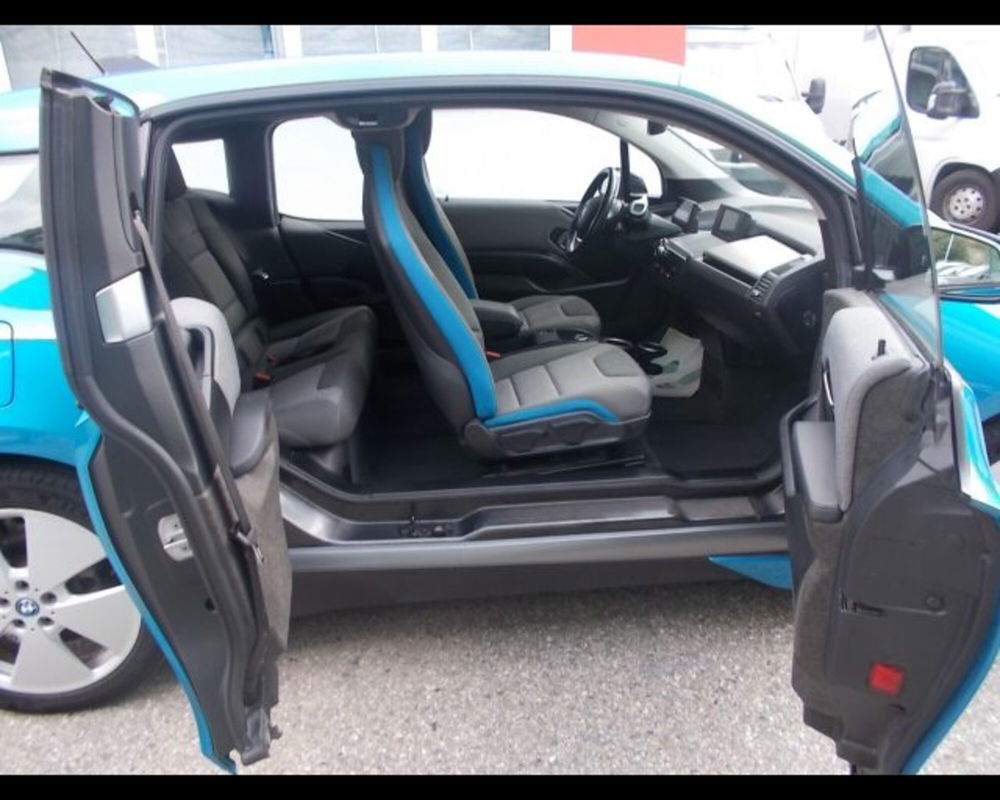 BMW i3 usata a Aosta (19)