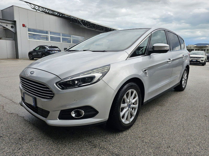 Ford S-Max 2.0 TDCi 150CV Start&amp;Stop Titanium  del 2016 usata a Ancona