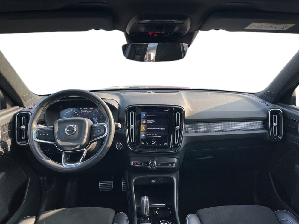 Volvo XC40 usata a Torino (11)