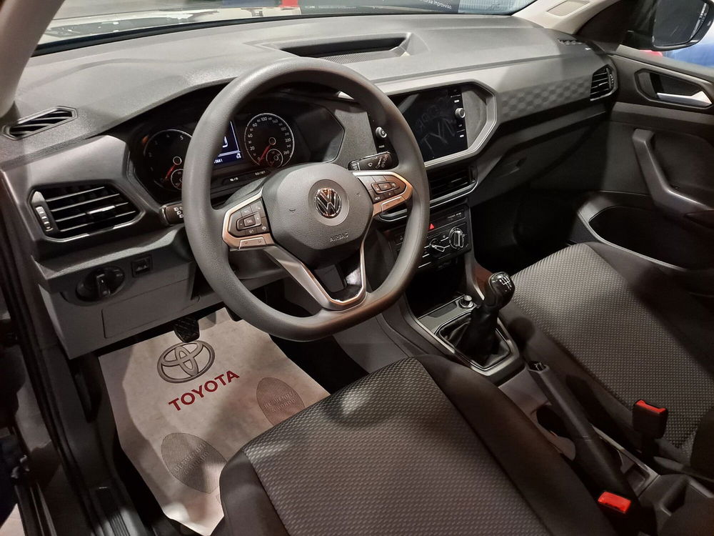 Volkswagen T-Cross usata a Roma (14)