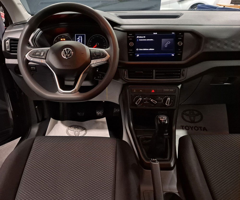 Volkswagen T-Cross usata a Roma (9)