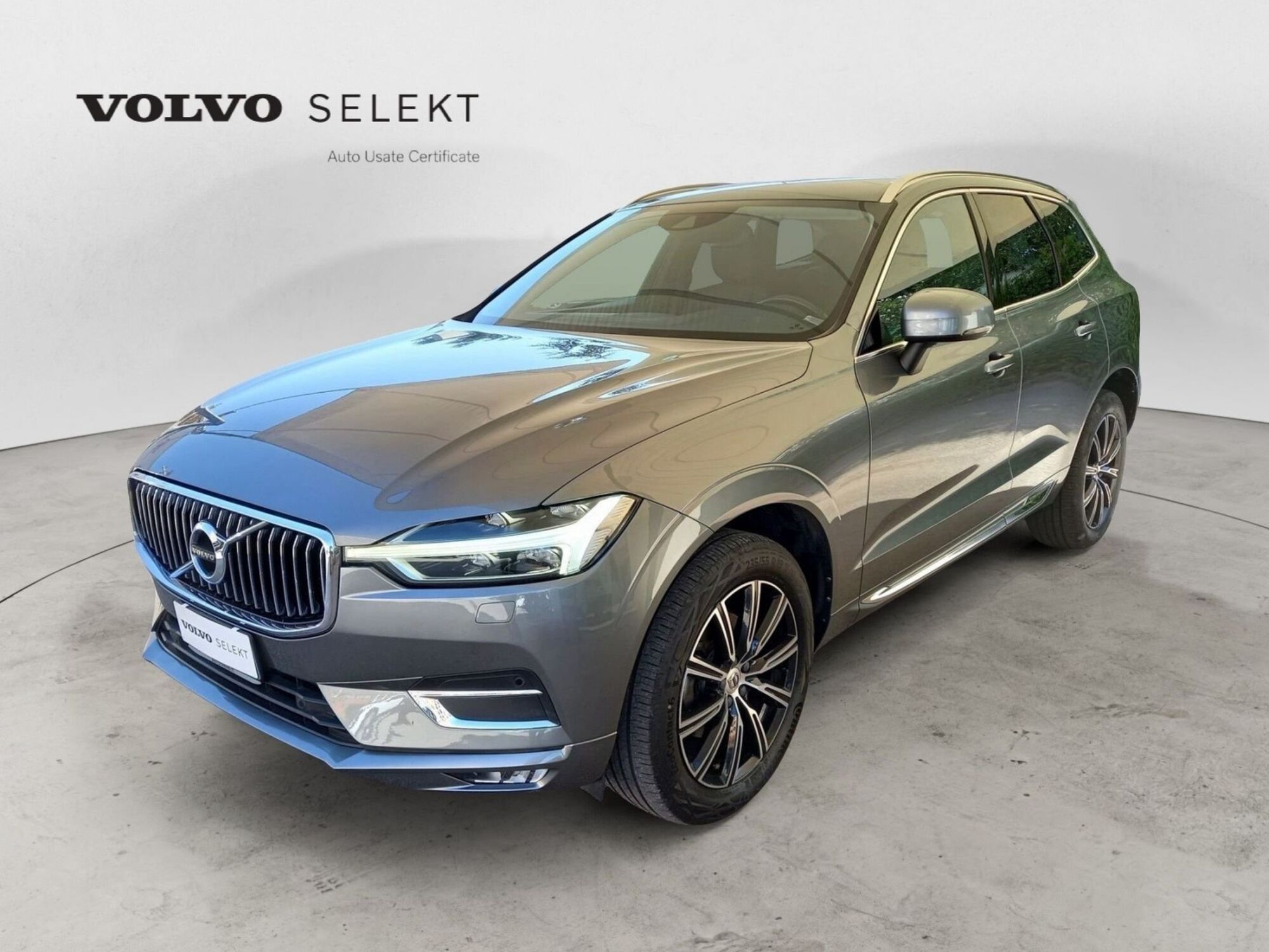 Volvo XC60 D4 AWD Inscription  del 2019 usata a Bari