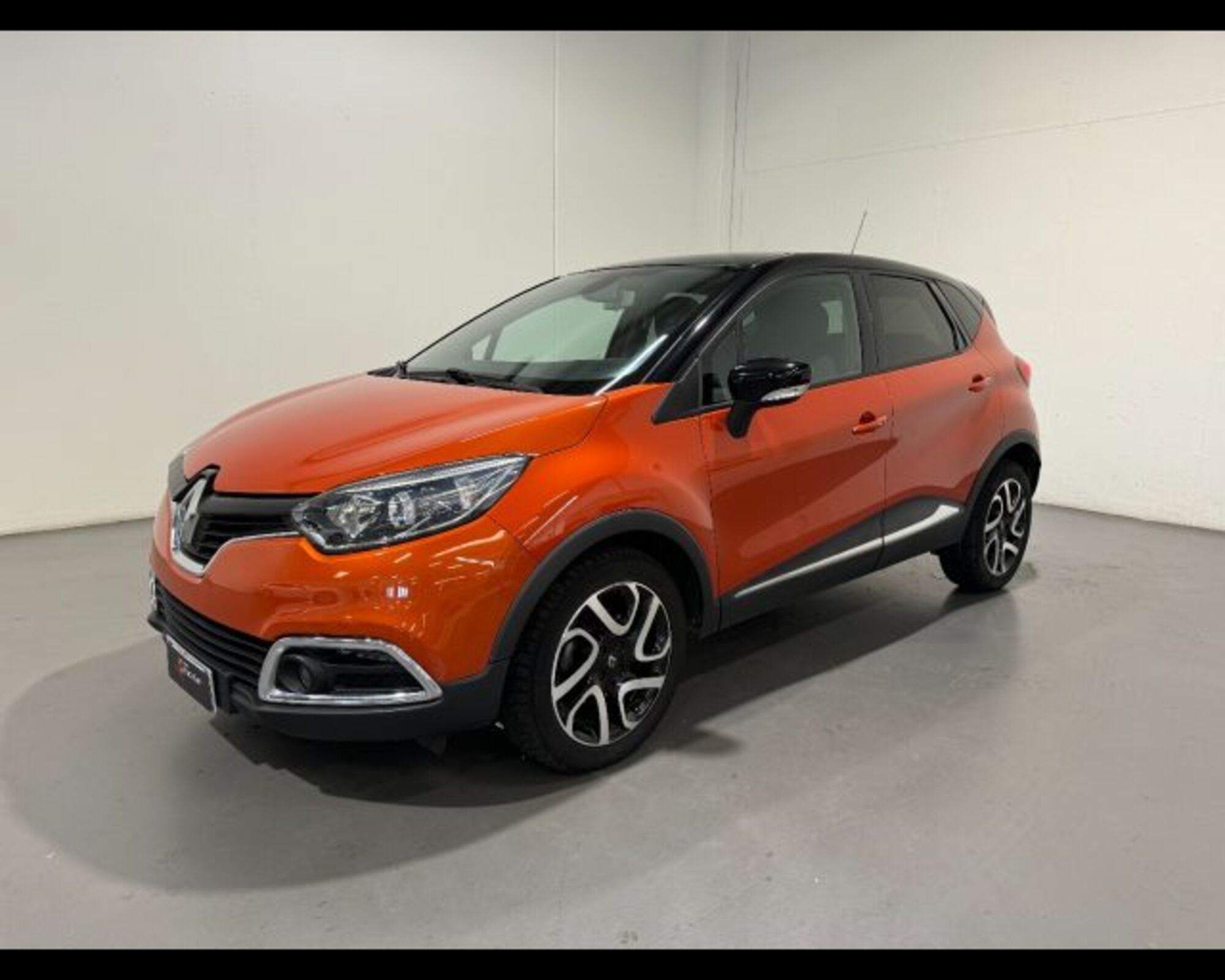 Renault Captur 1.5 dCi 8V 90 CV EDC Start&amp;Stop Iconic  del 2015 usata a Conegliano