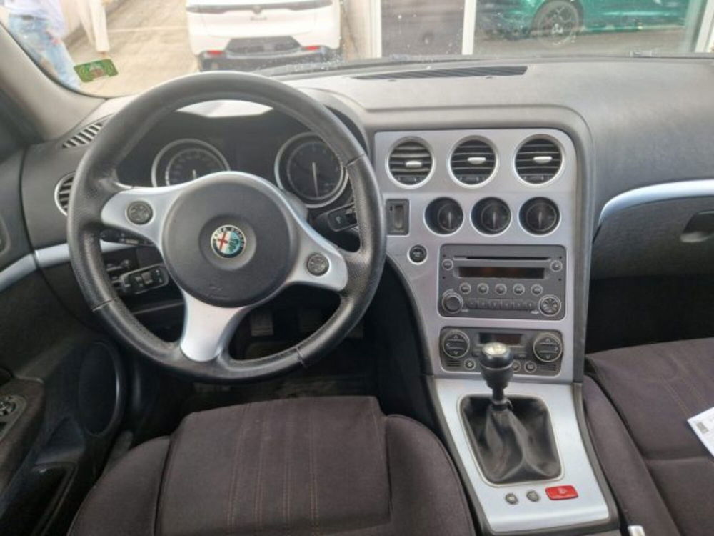 Alfa Romeo 159 usata a Terni (12)