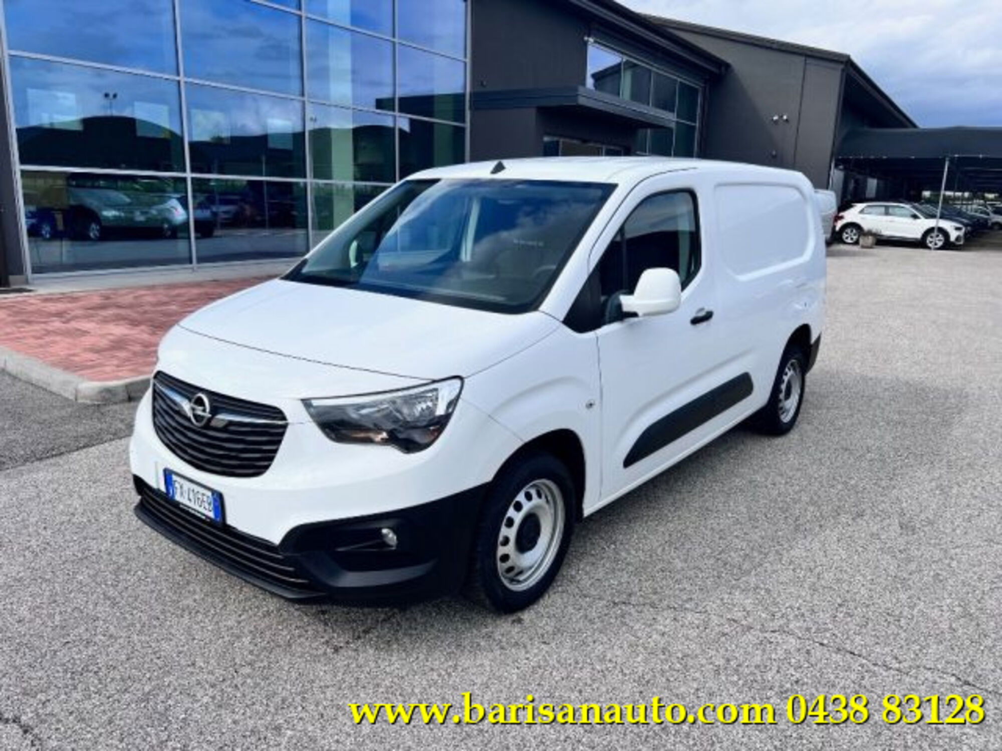 Opel Combo Furgone Cargo XL 1.6 Diesel 100CV S&amp;S PL 950kg del 2019 usata a Pieve di Soligo