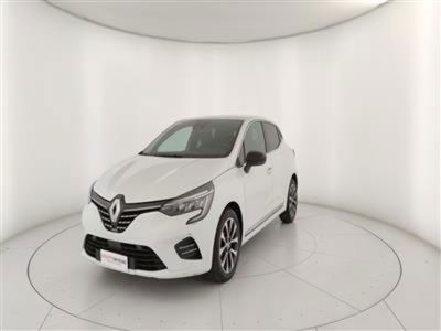 Renault Clio 1.0 tce Techno 90cv del 2023 usata a Bari