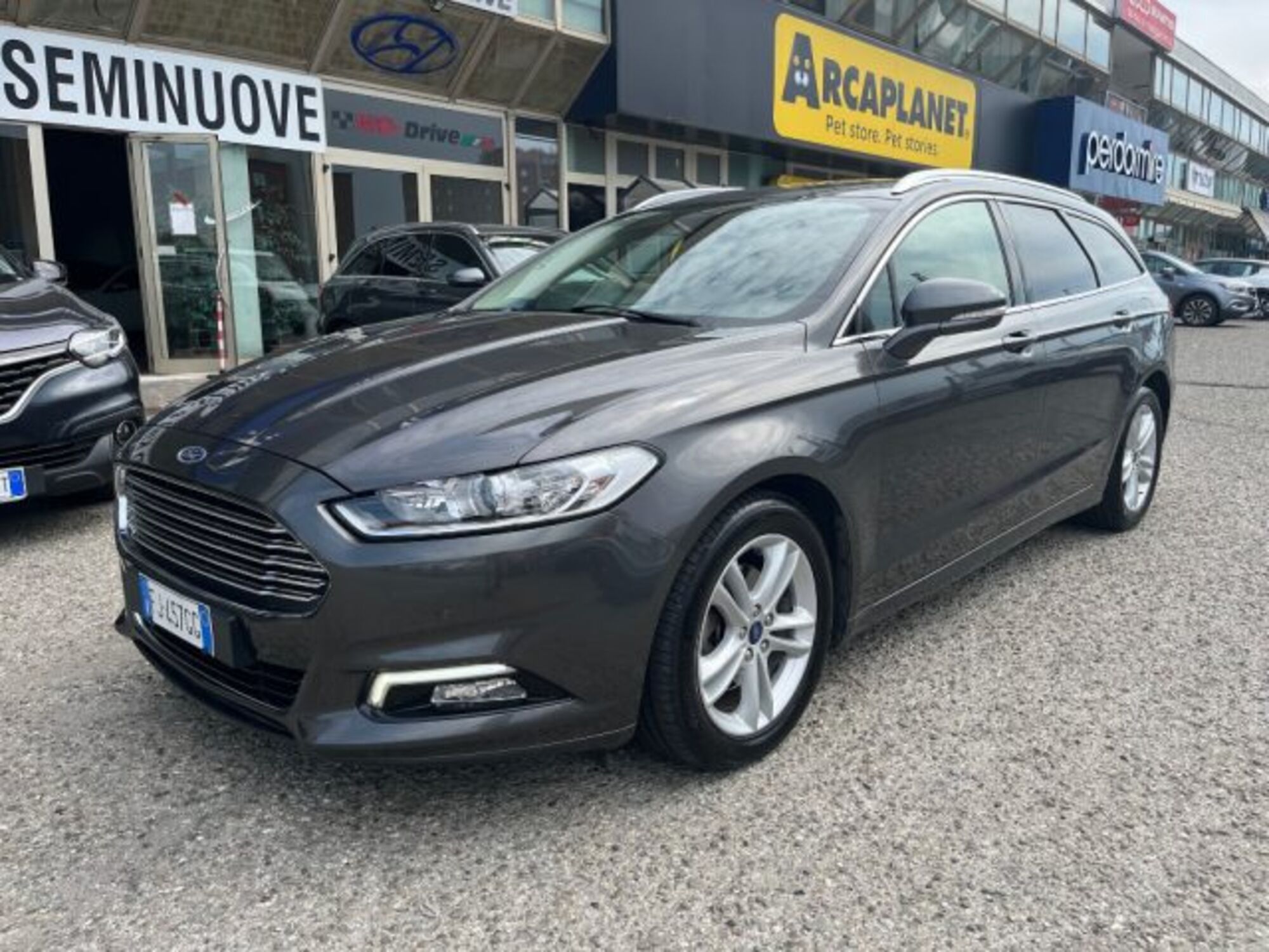 Ford Mondeo Station Wagon 2.0 TDCi 150 CV S&amp;S SW Titanium Business  del 2017 usata a Sassuolo