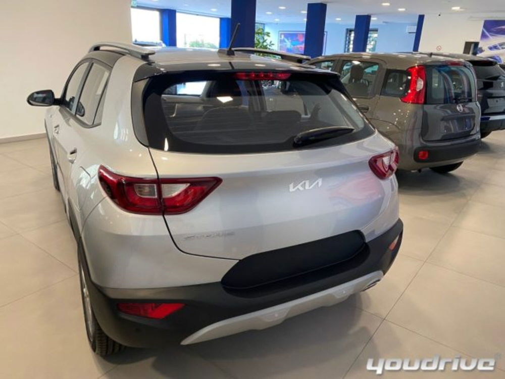 Kia Stonic nuova a Napoli (11)