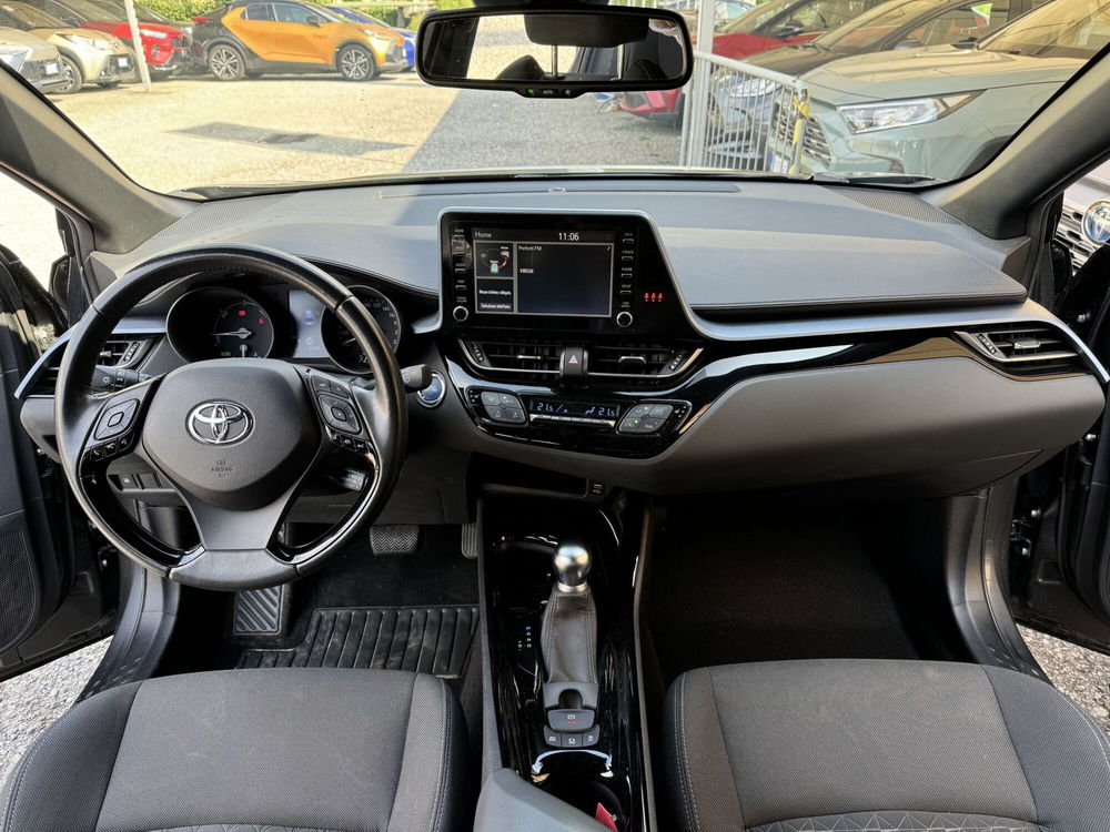 Toyota Toyota C-HR usata a Como (8)