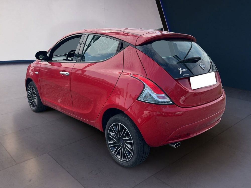 Lancia Ypsilon usata a Torino (4)