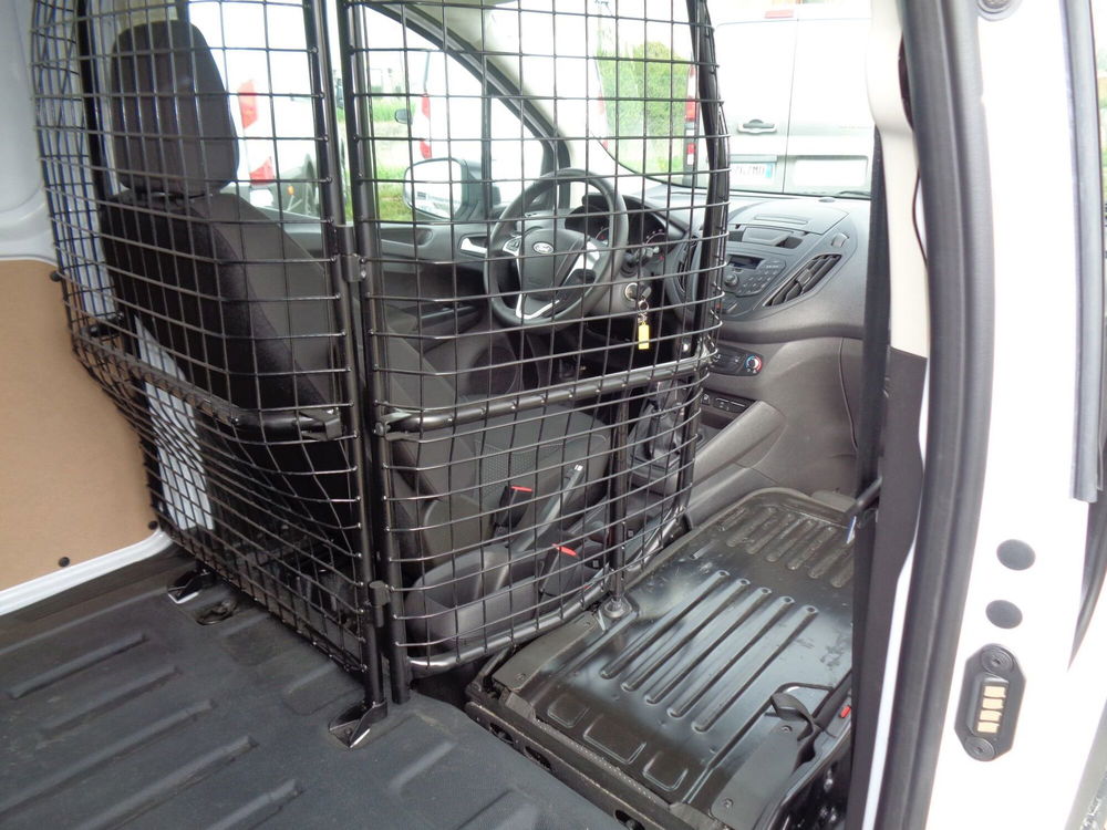 Ford Transit Courier usata a Treviso (18)