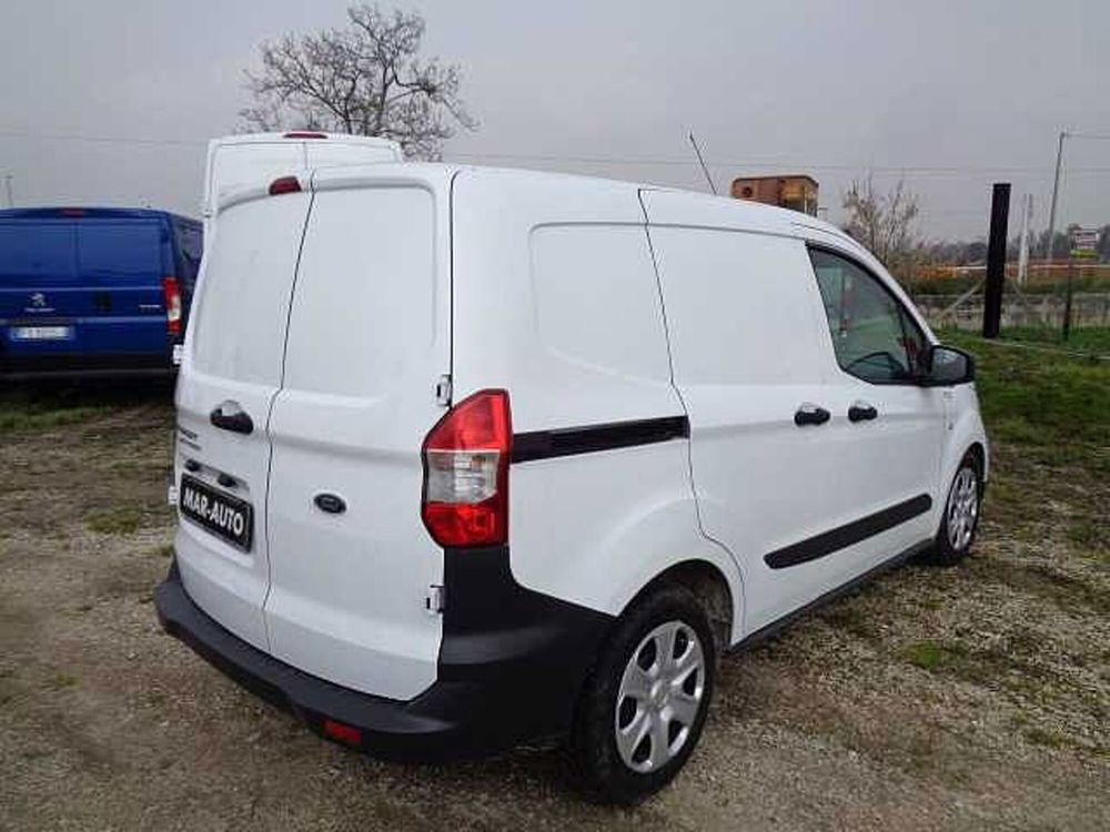 Ford Transit Courier usata a Treviso (3)