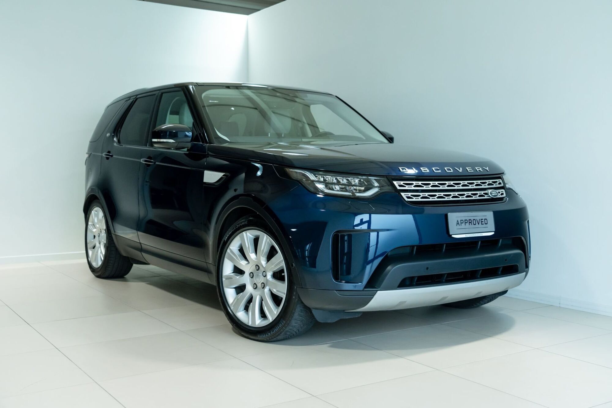 Land Rover Discovery 2.0 SD4 240 CV HSE Luxury  del 2020 usata a Vicenza