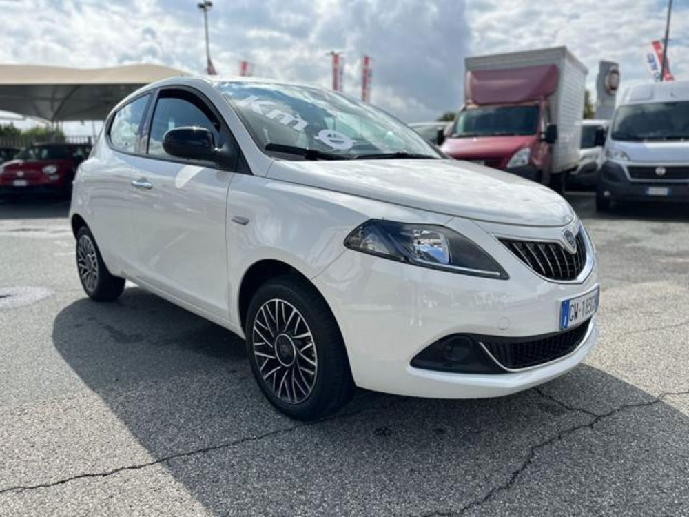 Lancia Ypsilon nuova a Torino