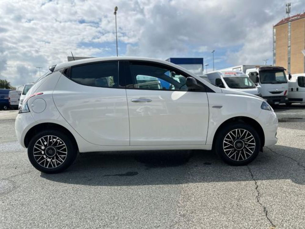 Lancia Ypsilon nuova a Torino (8)