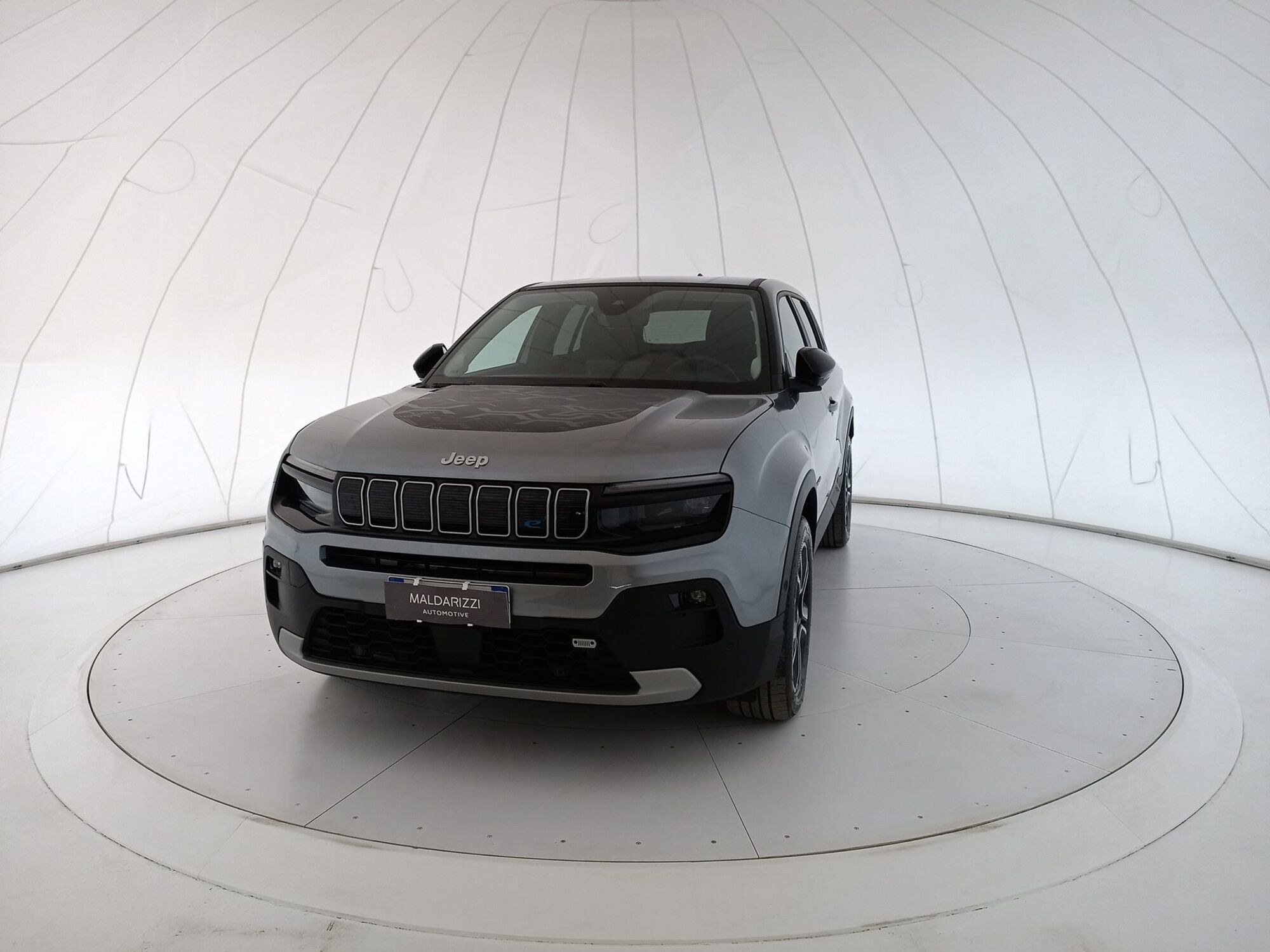 Jeep Avenger Longitude fwd 156cv auto del 2023 usata a Bari