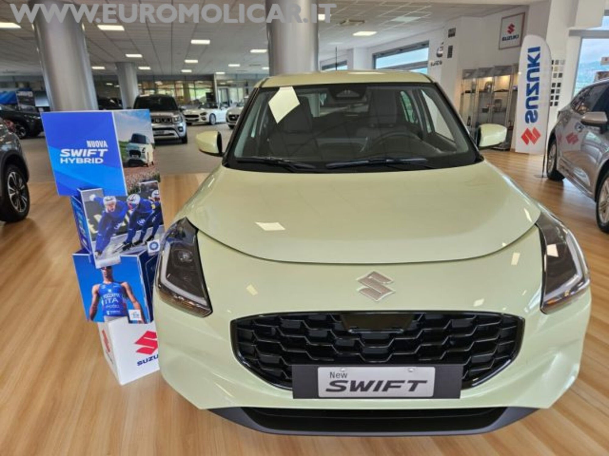 Suzuki Swift 1.2h Top 2wd nuova a Busso