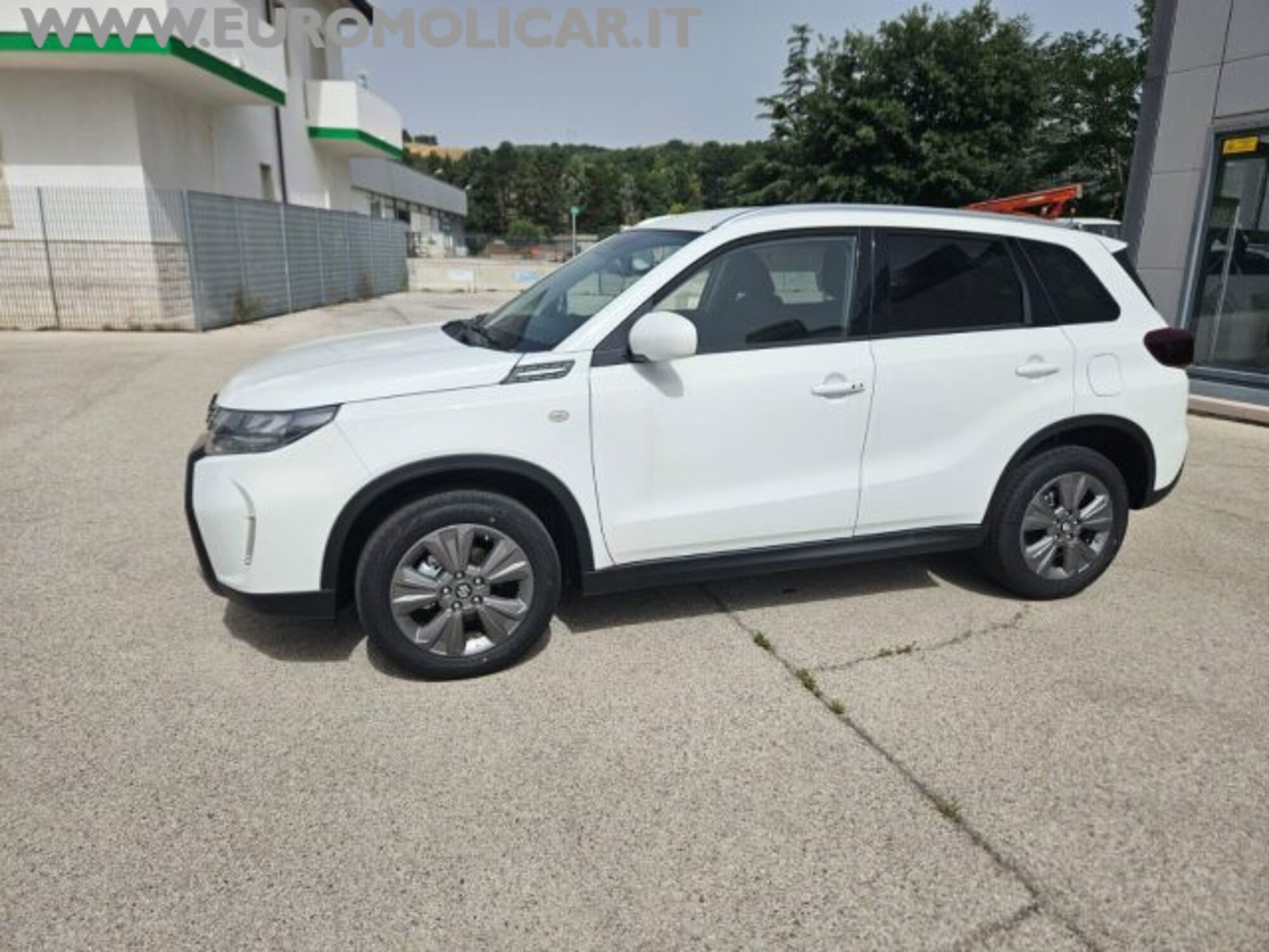 Suzuki Vitara 1.4 Hybrid Starview nuova a Busso