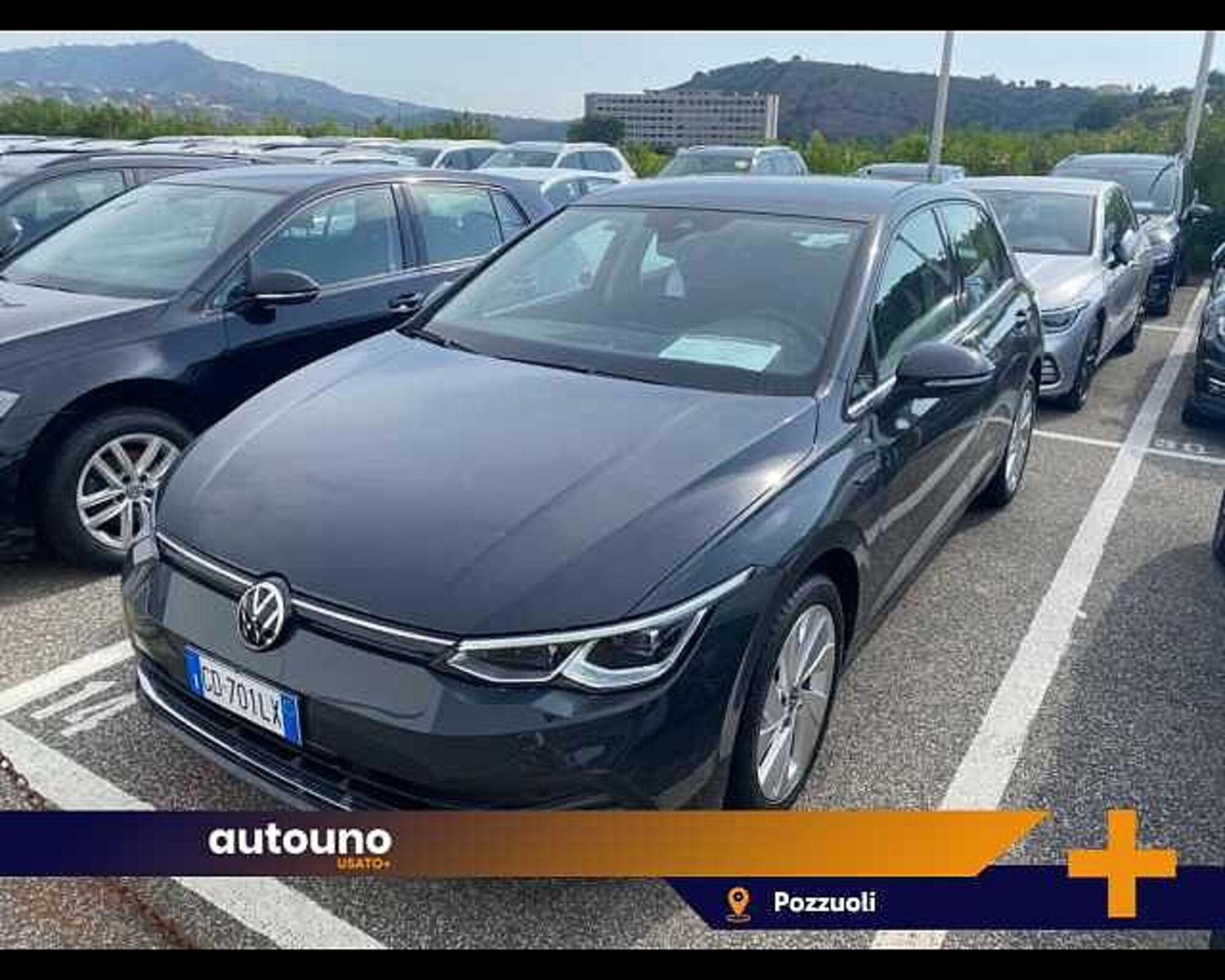 Volkswagen Golf 1.5 TSI EVO ACT Style del 2021 usata a Casoria