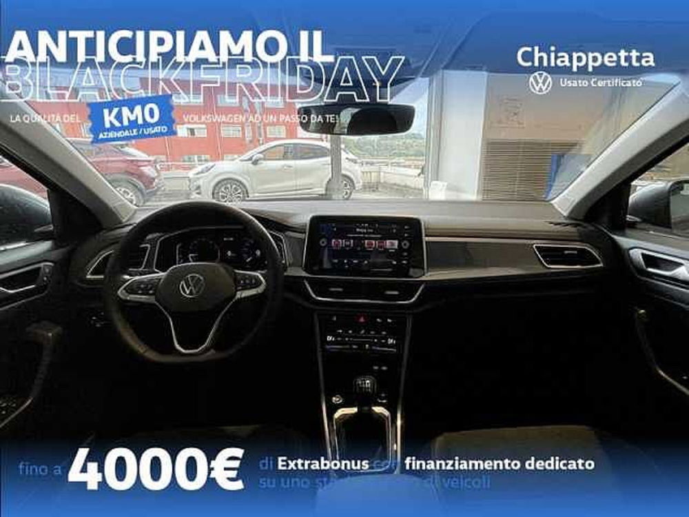 Volkswagen T-Roc nuova a Cosenza (13)