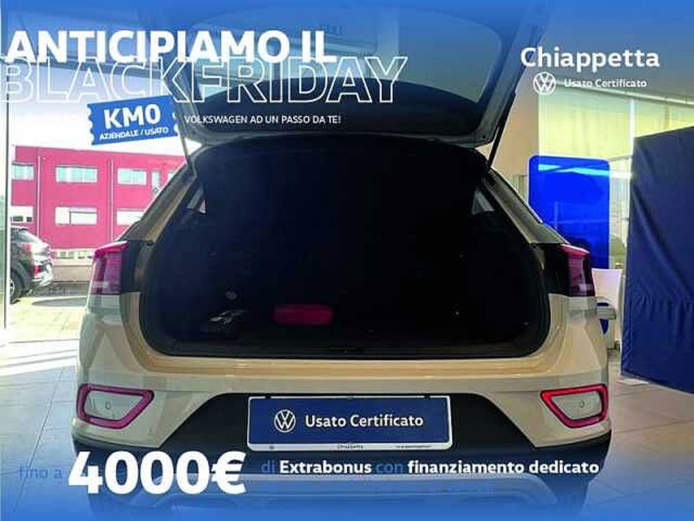 Volkswagen T-Roc nuova a Cosenza (7)