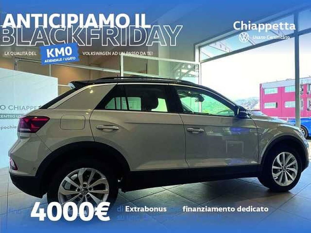 Volkswagen T-Roc nuova a Cosenza (8)