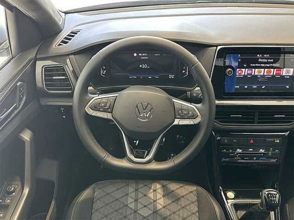 Volkswagen T-Cross nuova a Cosenza (11)