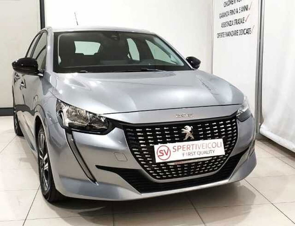 Peugeot 208 usata a Lecce