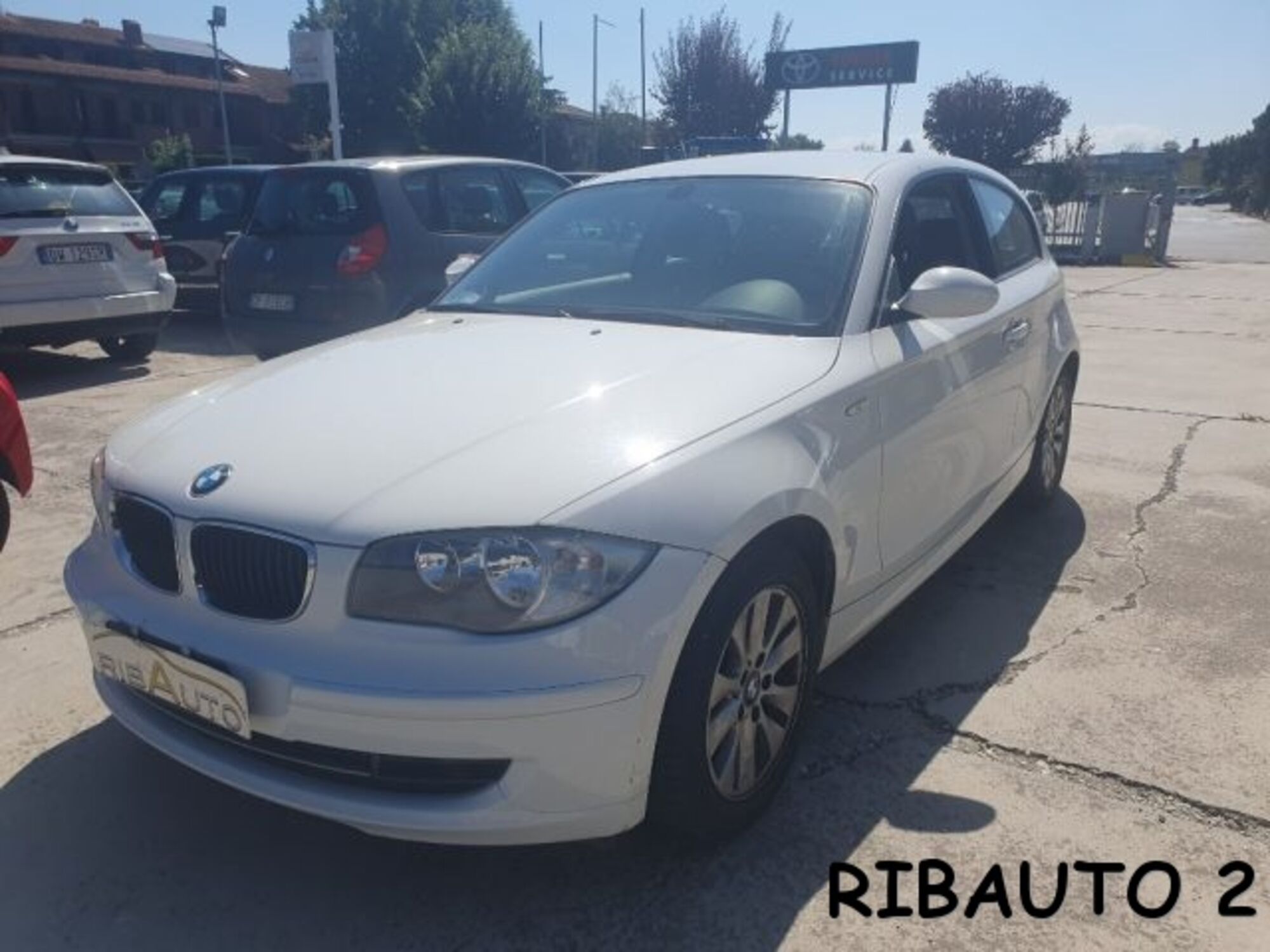 BMW Serie 1 116d 2.0 116CV cat 3 porte Eletta DPF  del 2009 usata a Savigliano