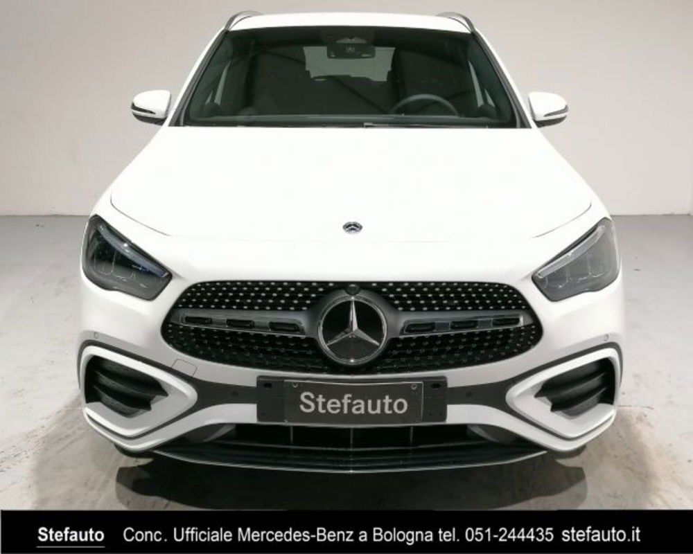 Mercedes-Benz GLA SUV nuova a Bologna (4)