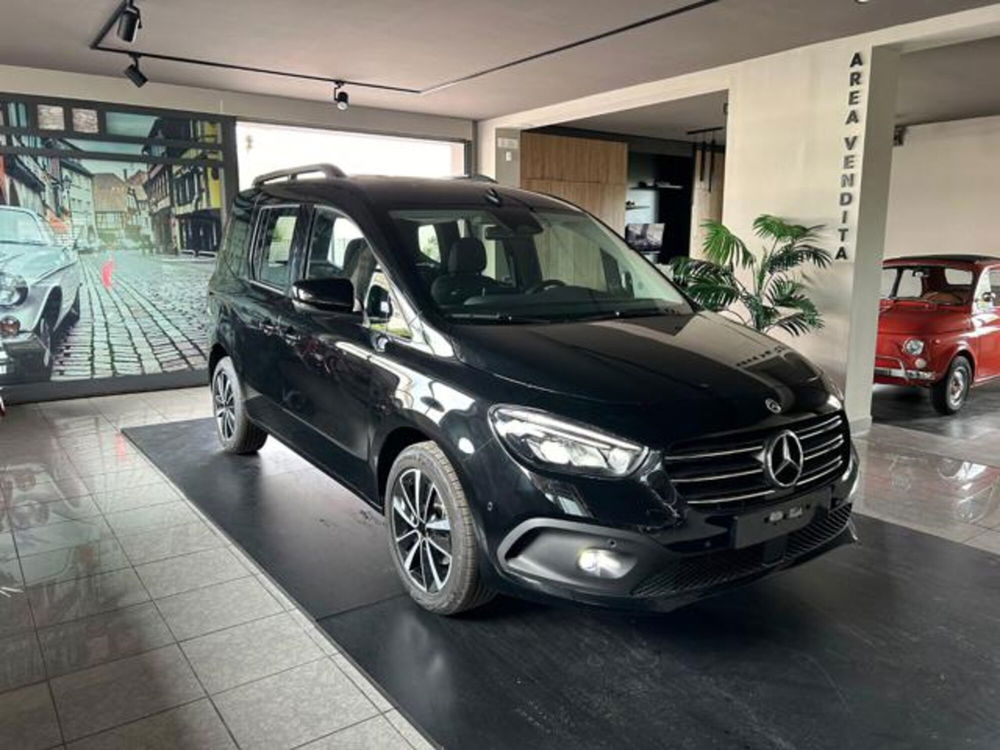 Mercedes-Benz Classe T nuova a Napoli