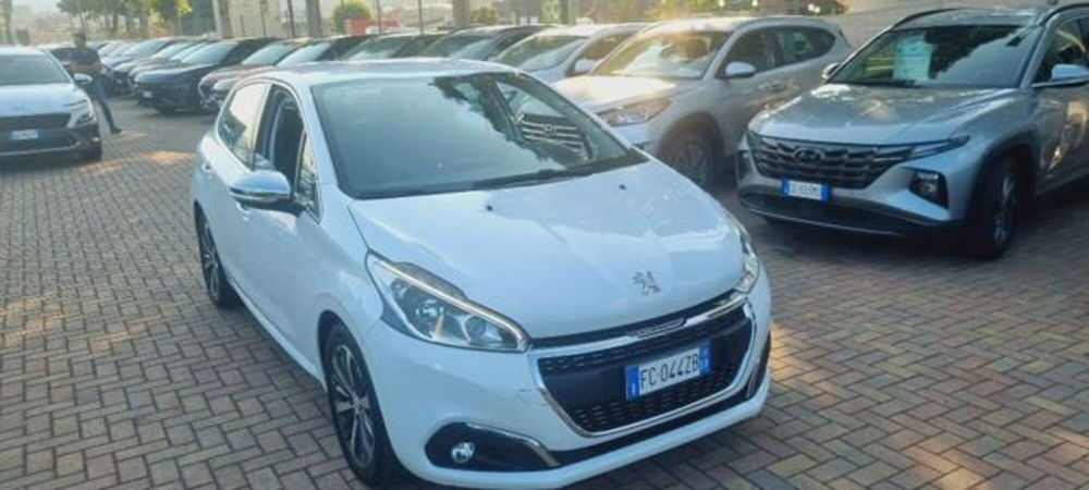 Peugeot 208 usata a Savona (16)