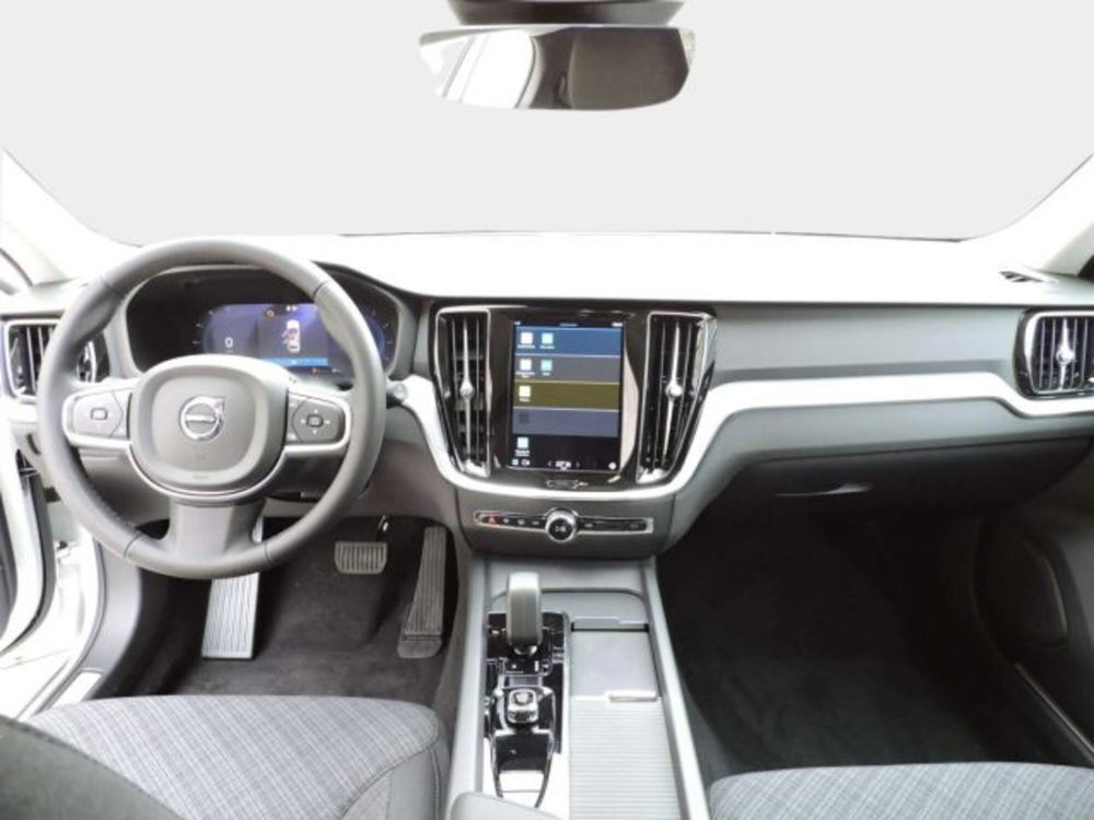 Volvo V60 nuova a Firenze (12)