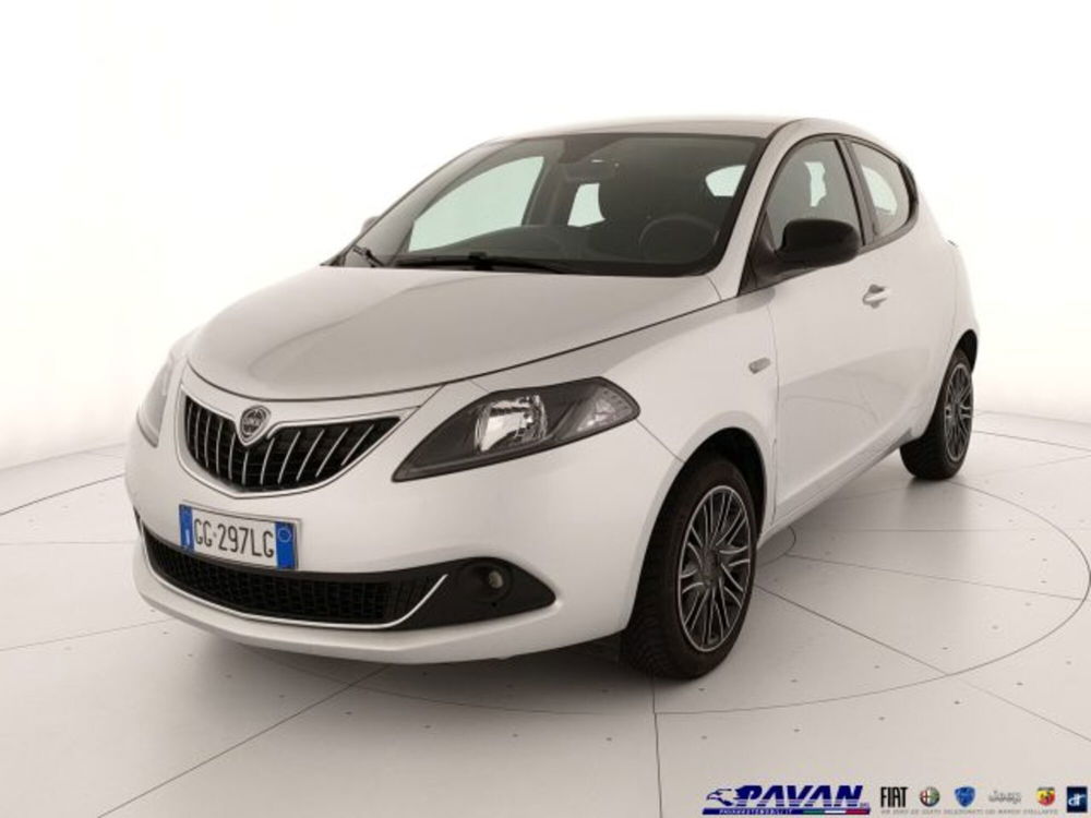 Lancia Ypsilon usata a Padova